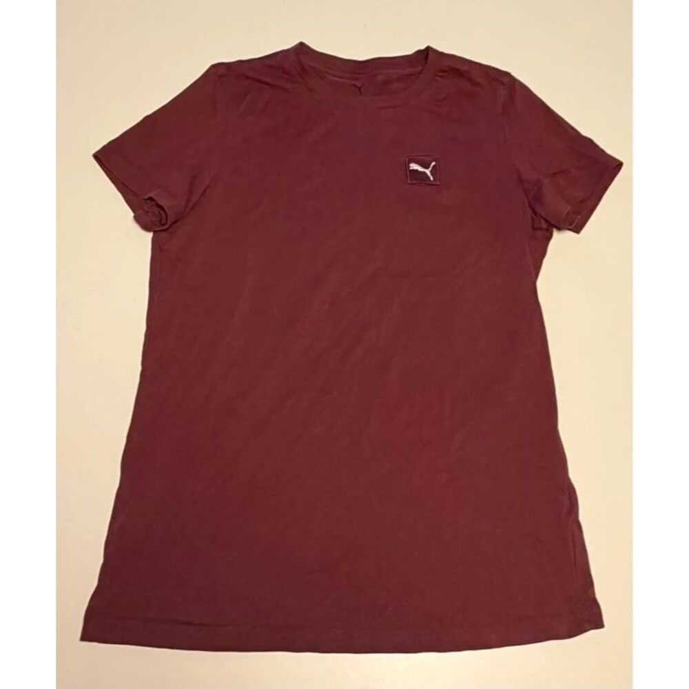 Women’s short sleeved tshirt size medium